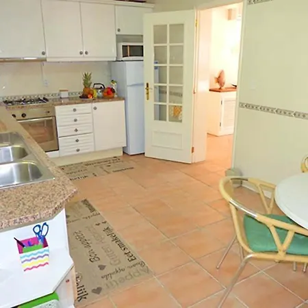 Sleeps 6 Pool Air Con Wifi T607845 * Almancil